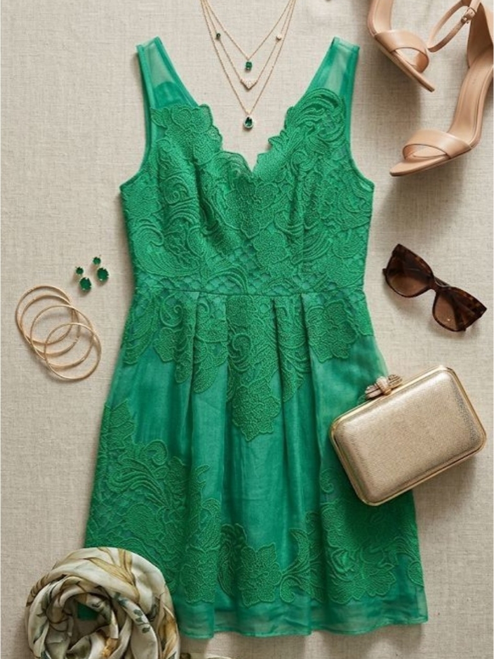 EUC Yoana Baraschi Chic Vibrant Green Silk Lace V-Neck Dress, Size 6